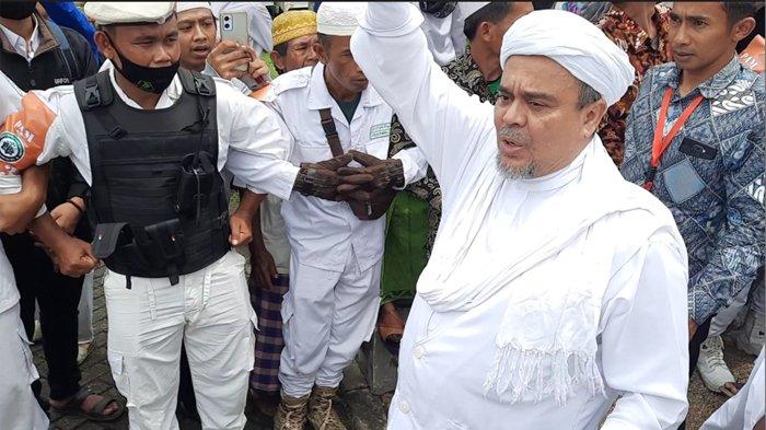 reuni-akbar-212-dimulai-dini-hari-kehadiran-prabowo-rizieq-shihab-dinanti-tapi-anies-tak-diundang_c044058.jpg