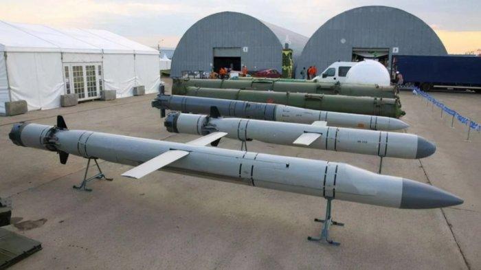 rusia-timbun-rudal-kh-101-untuk-serangan-musim-dingin-61-hari-andalkan-drone-shahed-gempur-ukraina_103c3c4.jpg