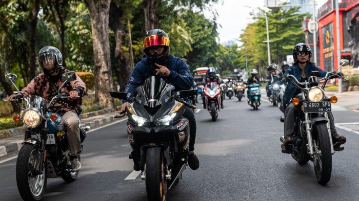 serunya-riding-minggu-pagi-bareng-komunitas-ke-iims-2025_59d09d2.jpg