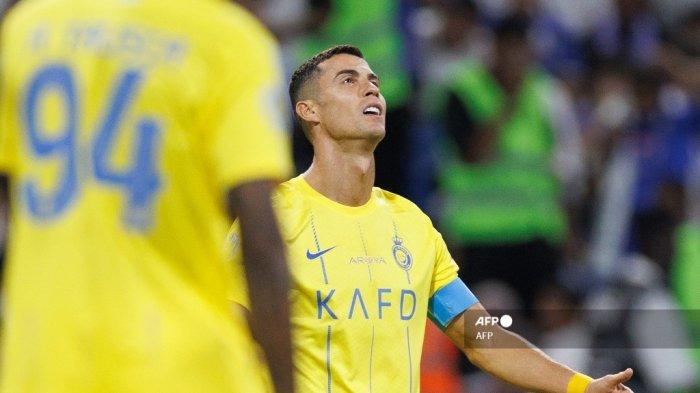 hasil-liga-arab-saudi-ronaldo-gagal-cetak-gol-al-nassr-tumbang-2-3-dari-al-ettifaq_51e5aee.jpg