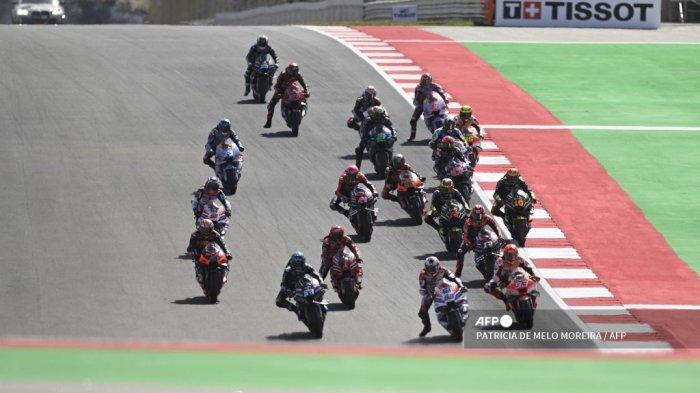 jadwal-motogp-2025-live-trans7-start-jam-15-00-wib-menagih-janji-marc-marquez-kepada-pecco-bagnaia_c8385f6.jpg