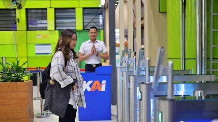 kai-sudah-sediakan-fasilitas-face-recognition-boarding-gate-di-20-stasiun-ini-daftarnya_ed9589a.jpg