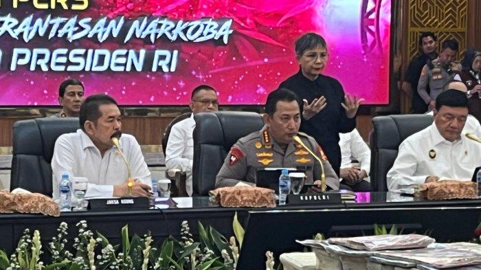 perintahkan-dua-jenderal-top-turun-tangan-kapolri-cepat-atau-lambat-fredy-pratama-harus-diamankan_07bbd9d.jpg